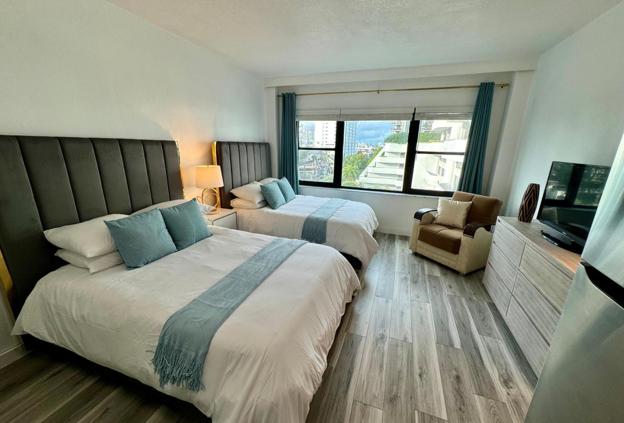 Appartement Directly On The With Pool & Parking *