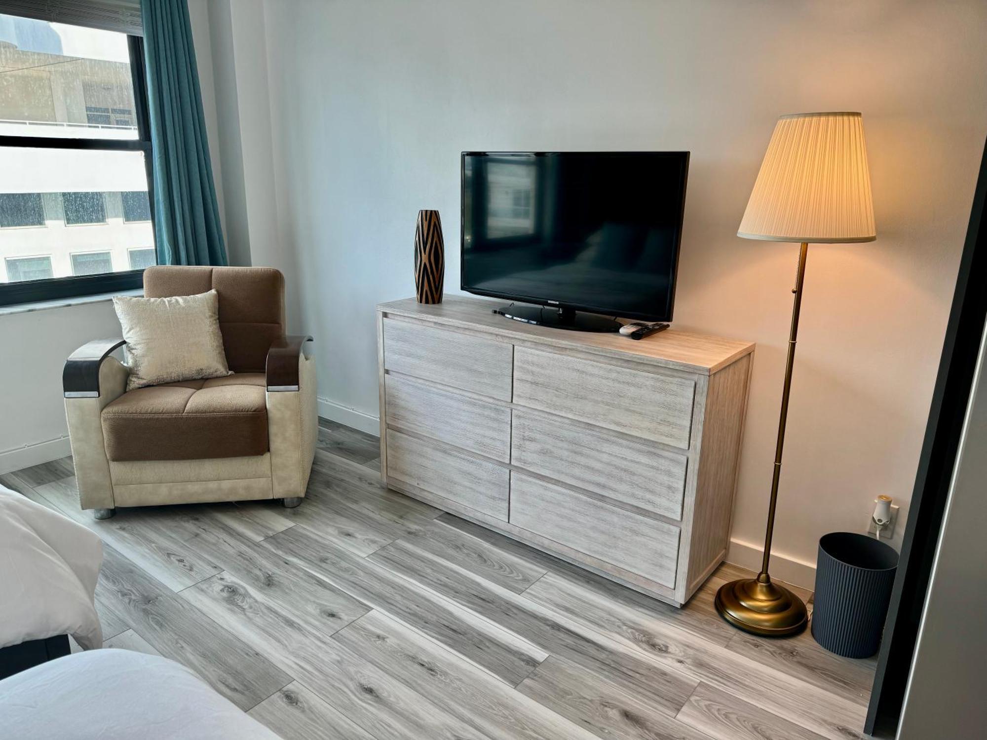 Appartement Directly On The With Pool & Parking *